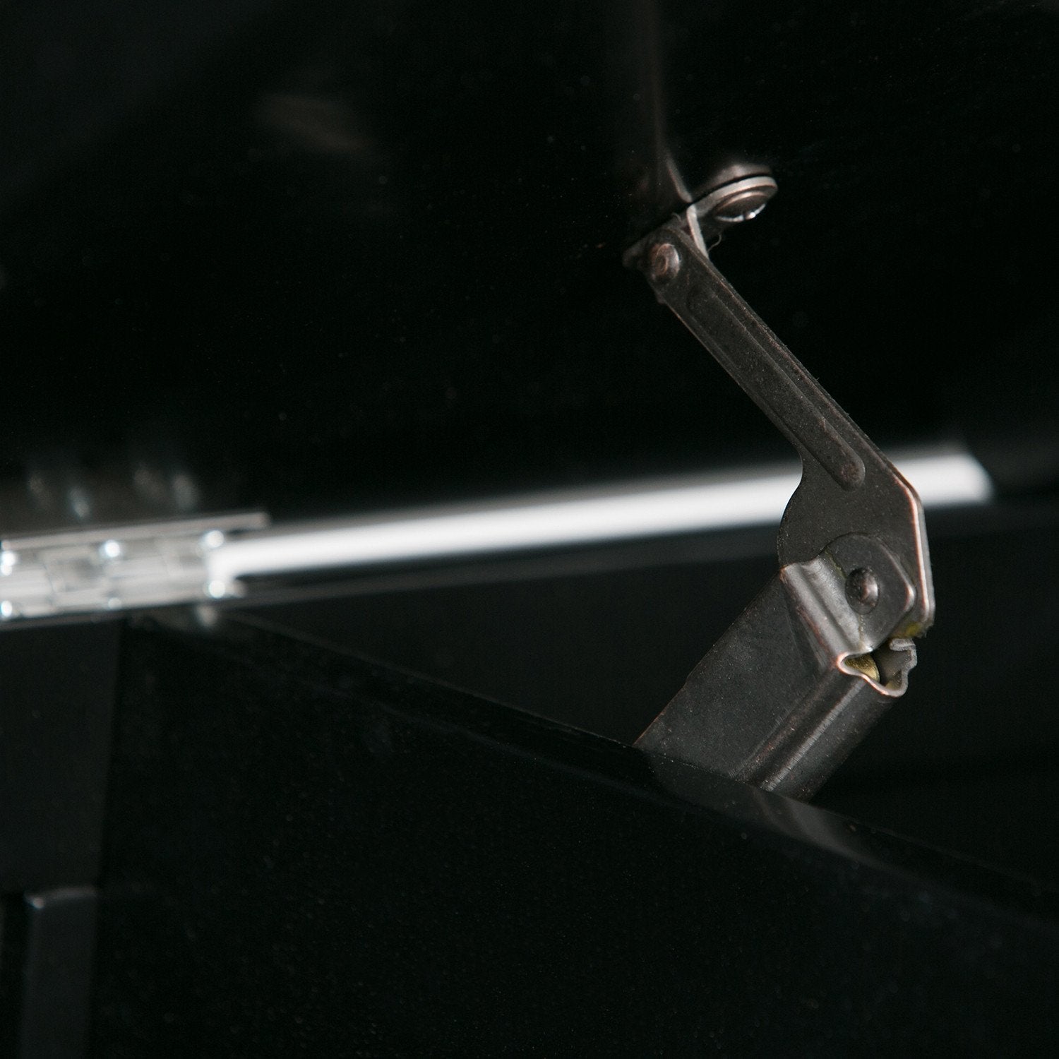 Amherst Entryway Storage Bench