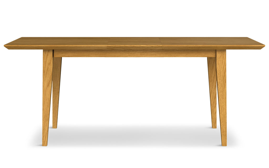 Colby Extendable Dining Table in Oak