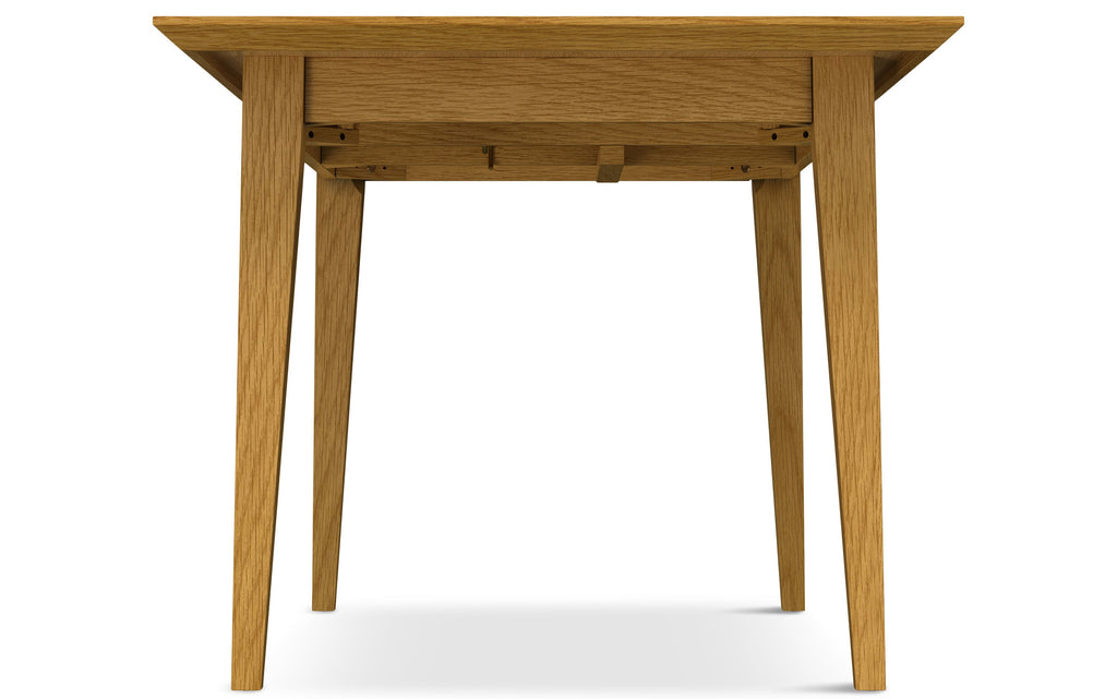 Colby Extendable Dining Table in Oak