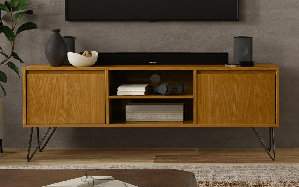 Hunter TV Media Stand in Oak