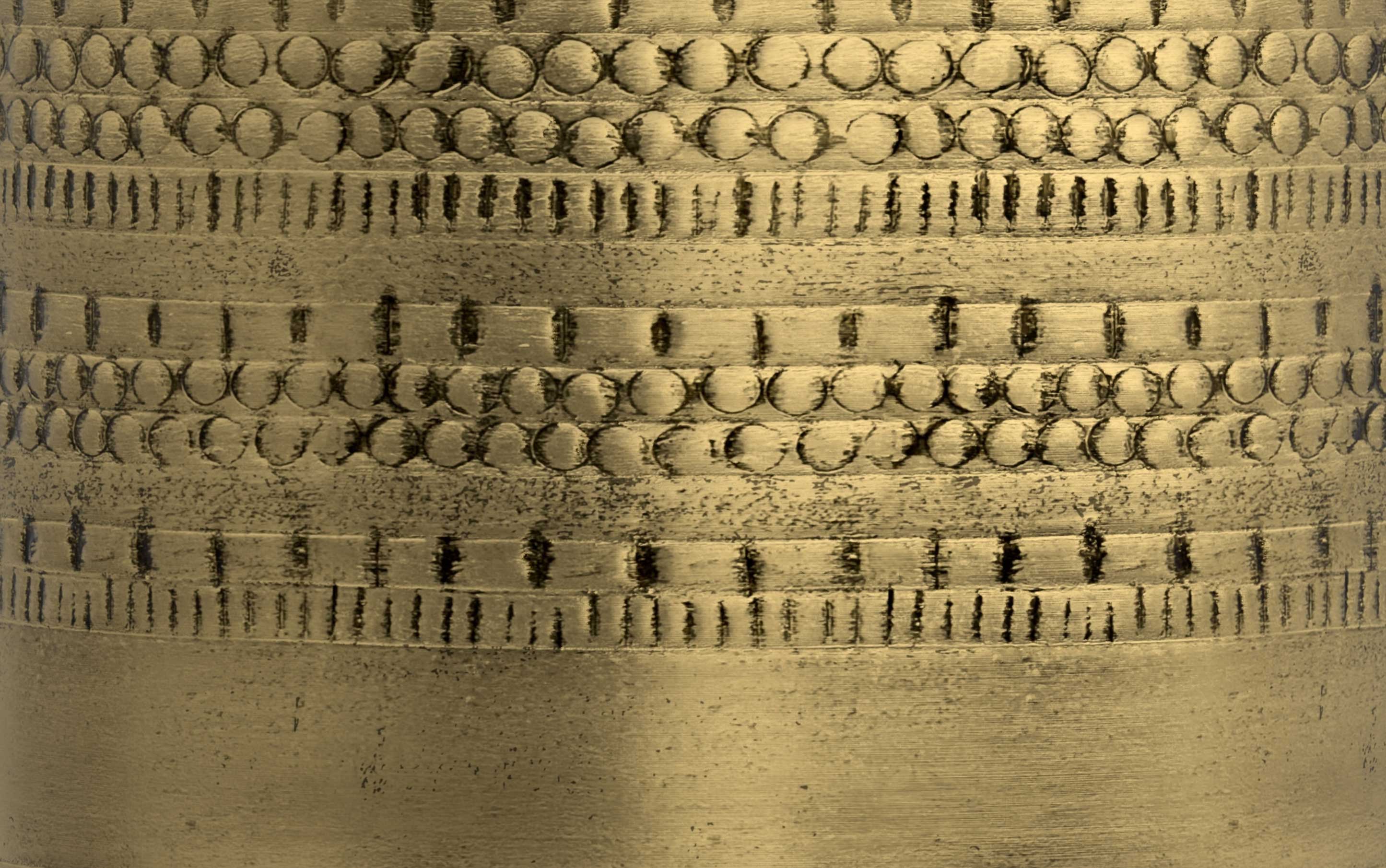 Johnsen Large Metal Table