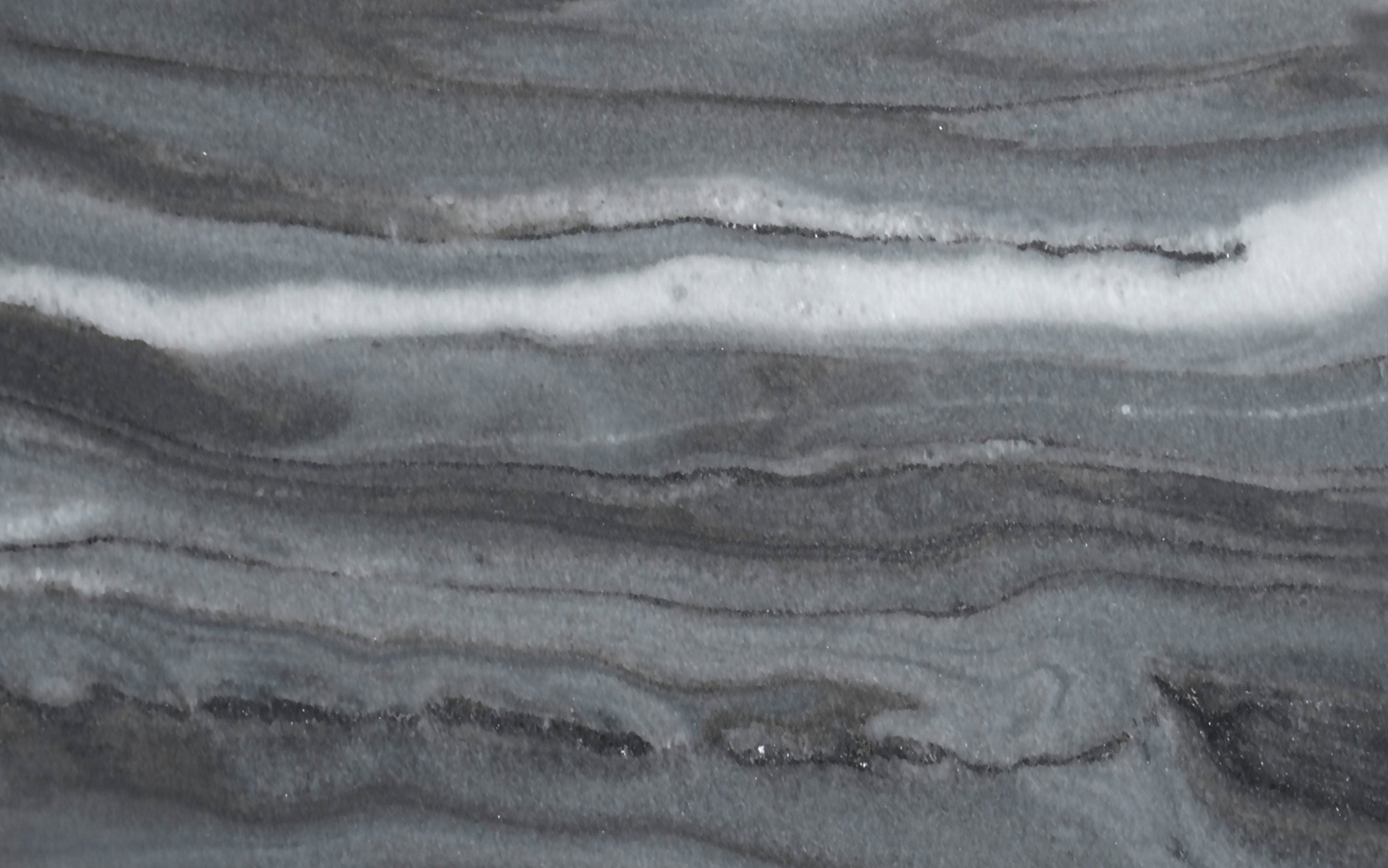 Demy Metal Accent Table